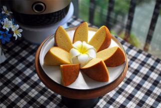 在家吃上美味的蛋糕就是这么简单，开动。