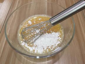 6. 加入8克的低粉