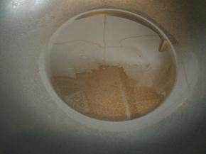 热锅热油在锅里晃匀