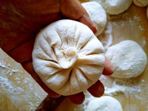 像包包子一样的包起来