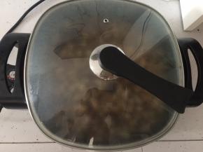 煮5分钟后关火焖5分钟