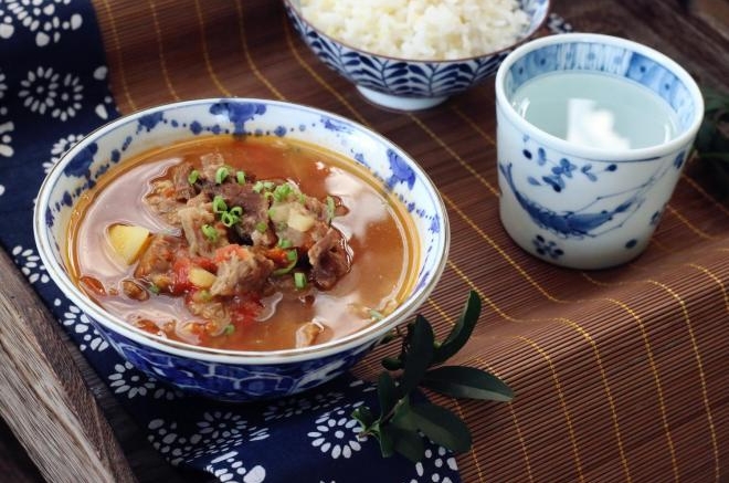 西红柿土豆牛肉汤