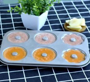 11、经过40分钟冷冻后，取出脱模装盘，