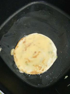 再倒上一层的蛋液