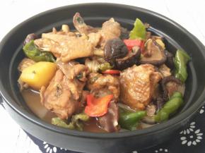 出锅装盘，来碗米饭，开吃吧。