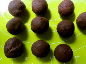 将2种馅分别分成6等份