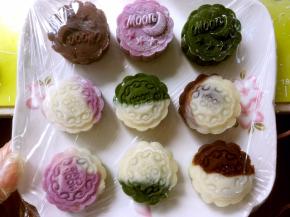 做好的冰皮月饼冷藏2个小时厚食用更好吃