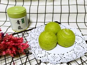 层层酥脆，淡淡的抹茶清香特别好吃
