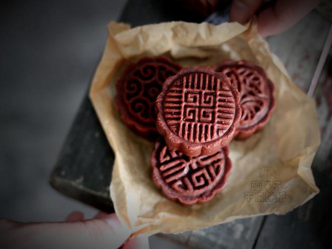 黑美人巧克力月饼