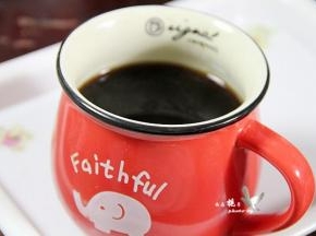 冲入开水至三分之二杯满。