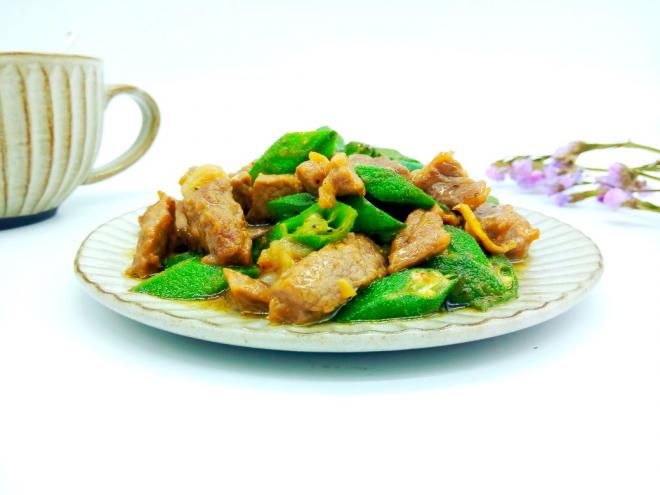 爆炒秋葵牛肉片