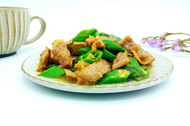 爆炒秋葵牛肉片
