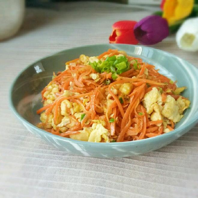 鸡蛋胡萝卜丝