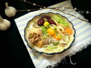 出锅后撒上葱花即可