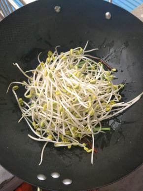 下豆芽炒软