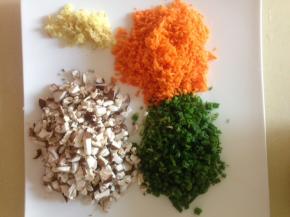 葱姜 香菇 胡萝卜切末