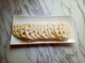 泡好后捞出淋干水份。