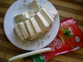 备好制作菜的主食材