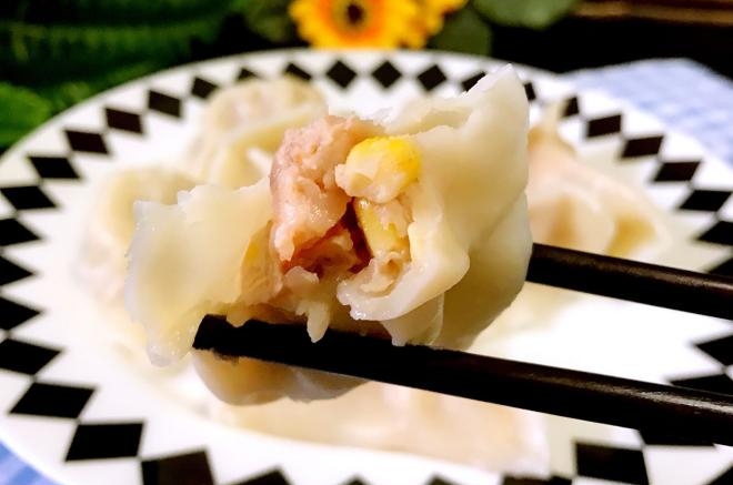 虾仁玉米水饺