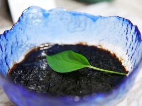 可以加入蜂蜜，水果牛奶这样更好吃哦