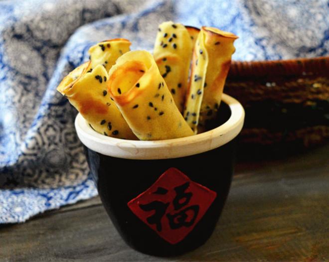 全麦黑芝麻蛋卷