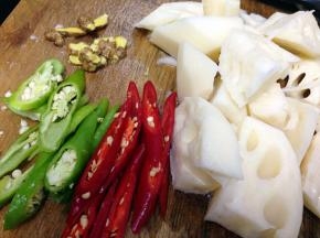 把所以材料切好