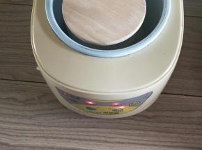 放入酸奶机，定时八个小时。