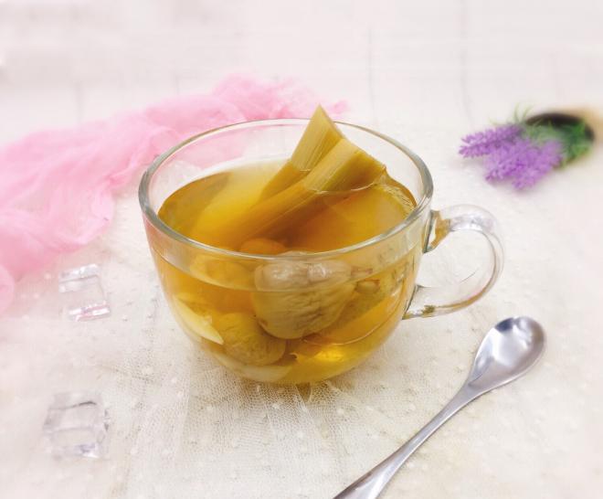 夏日健康饮料～芦根竹蔗雪梨糖水