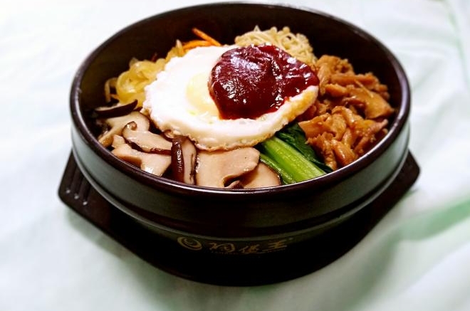 石锅拌饭
