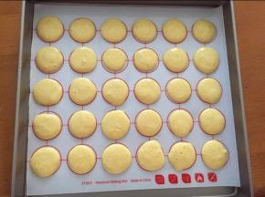 我用的硅胶垫，可以用油纸不要挤得太密哦