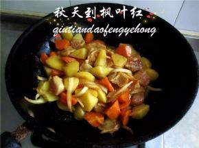 翻炒均匀
