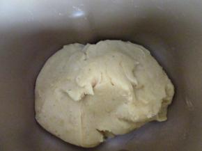 炒5分钟后把剩余的油加进去，继续自动翻炒5分钟就可以了