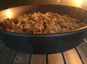 放入烤箱200度烤20分钟即可。