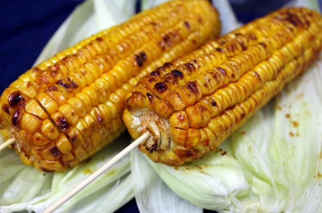 烤蜜汁玉米