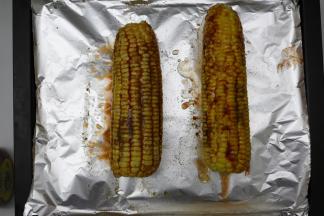 最后在表面撒上一点孜然粉