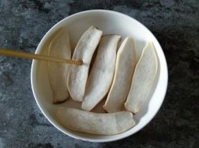 杏鲍菇用筷子能插就表明熟了