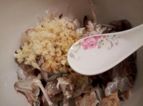 白酒一勺，醋少许