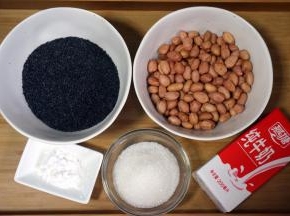 准备食材：花生200克、黑芝麻100克、纯牛奶100毫升、淀粉3克、砂糖100克。