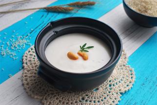 米糊绵软香滑，适宜幼儿及年老者食用。