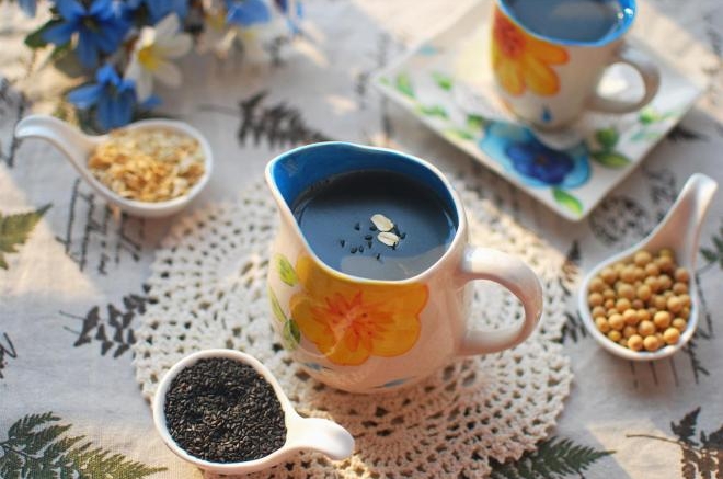 黑芝麻燕麦豆浆