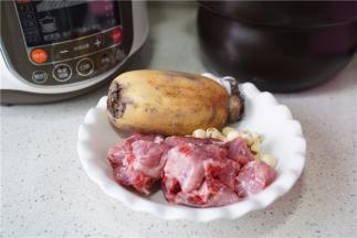 备好所用食材。