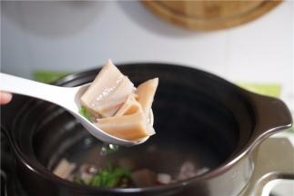 拌至均匀出味即可。