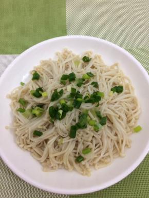 上面放上葱花