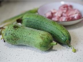 备好所用食材。
