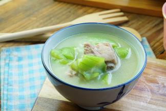 这样子一份丝瓜排骨汤就完成了。