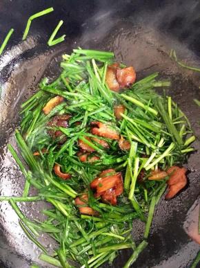 8、	加盐调味即可