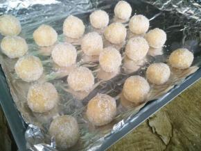 放入垫有锡纸的烤盘里