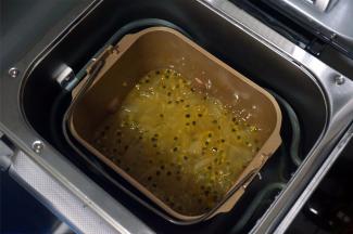 第一次程序完成后，加入20克百香果，再次启动果酱程序22。