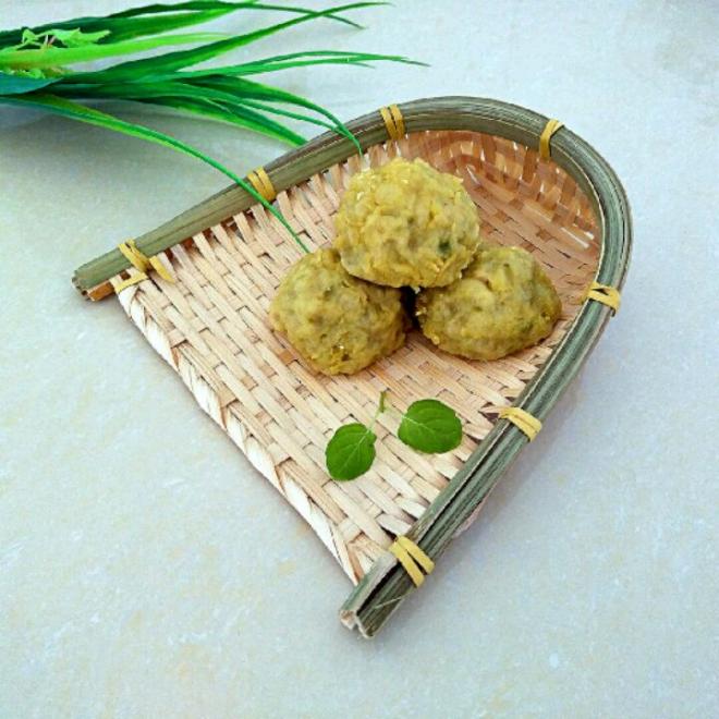 摇出来的菜团子