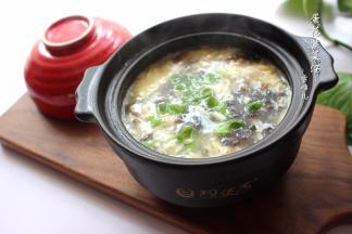 滴入几滴香油。。